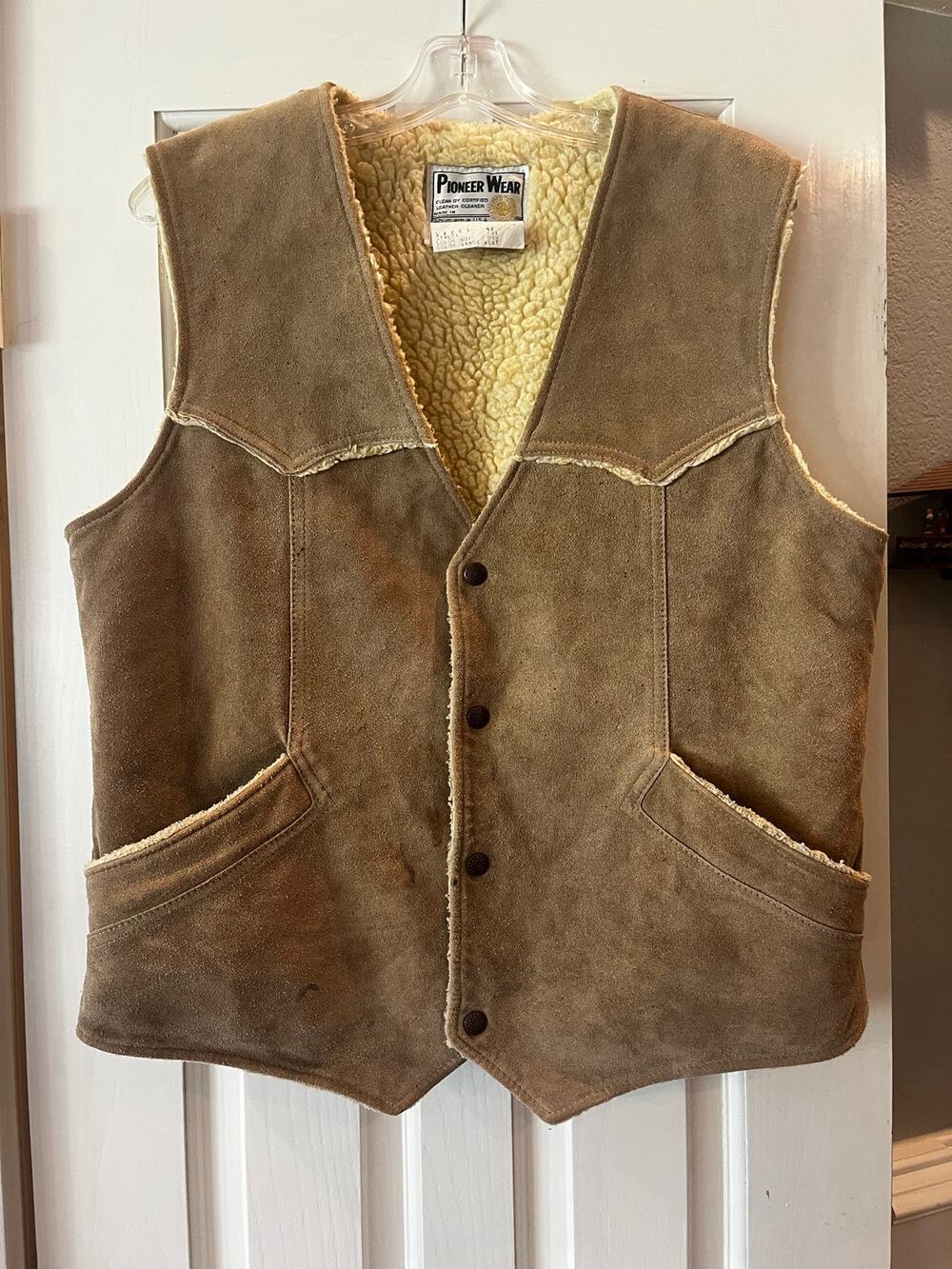 Vintage Suede Sherpa Lined Vest Men 42 Large Western Cowboy Yellowstone USA Flaw
